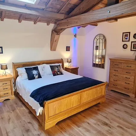 Casa vacanze Dom Peyreton Prestige Set In A Charming Wine